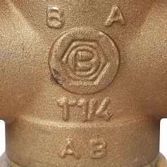 STOUT  Компактный 3-Ходовой зональный клапан, сервопривод 230V, с кабелем 1м., НР 1 1/4"