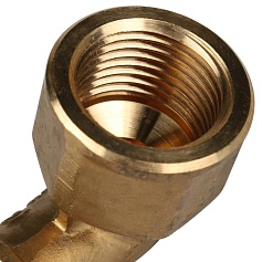 STOUT  Угольник-переходник с внутренней резьбой 16xG 1/2" для труб из сшитого полиэтилена аксиальный